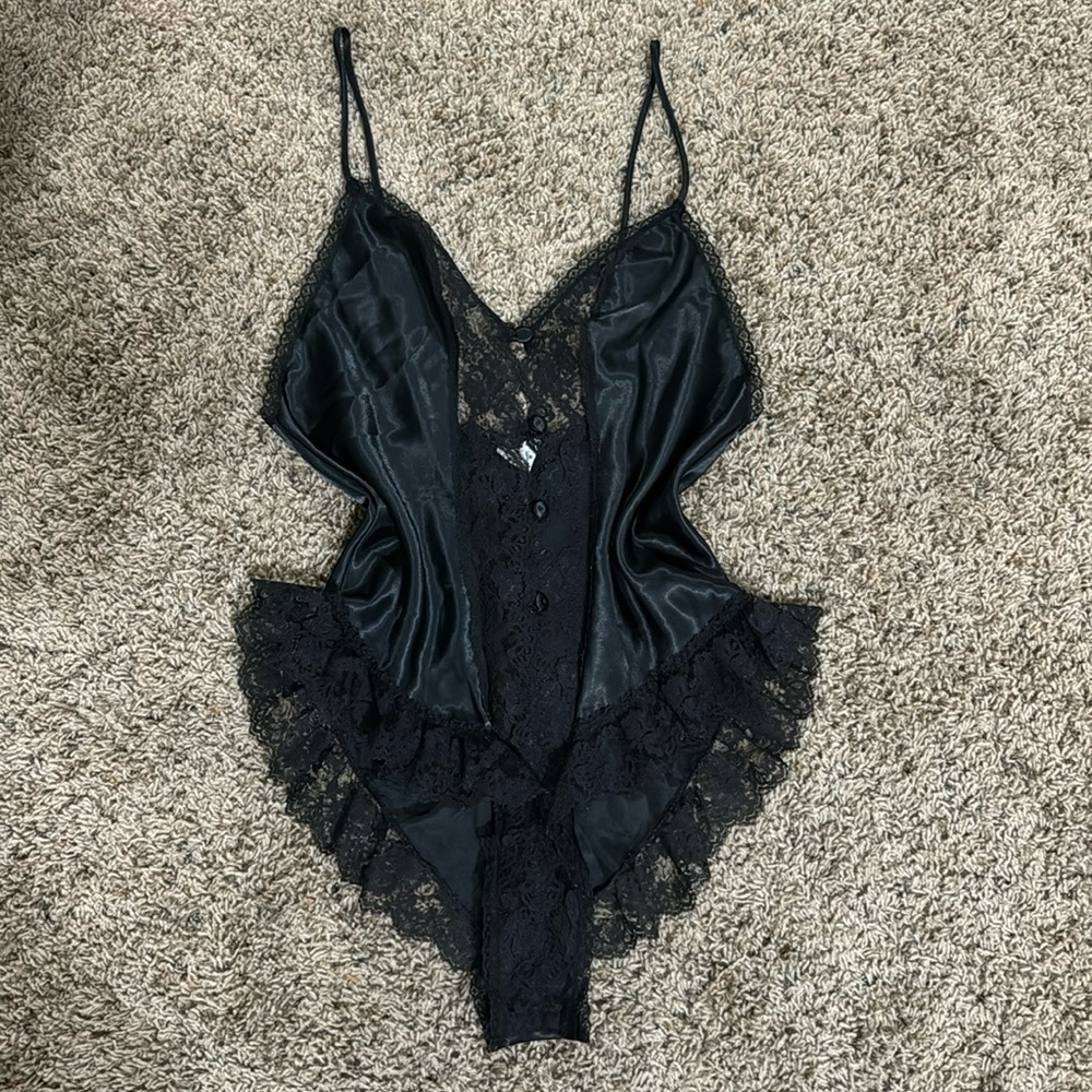 Vintage Black Lace Satin Chemise Slip